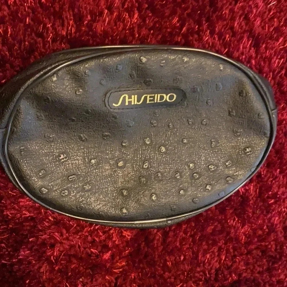 Shiseido black faux leather  makeup bag - Picture 11 of 12